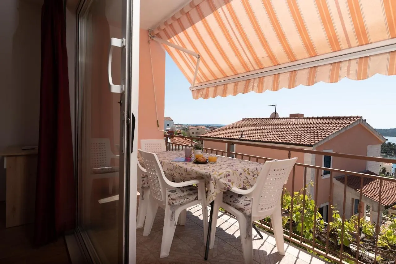 Comfortable Apartment Near The Sea Trogir 0*,  Kroatien