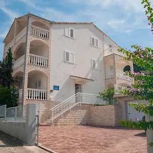 Apartament Mia, Trogir